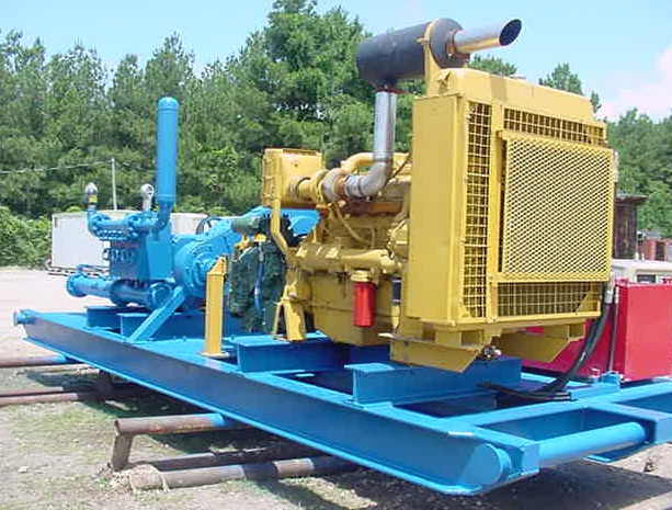 C:\Users\Martin\Desktop\hlubinné vrtání\pumpa.jpg